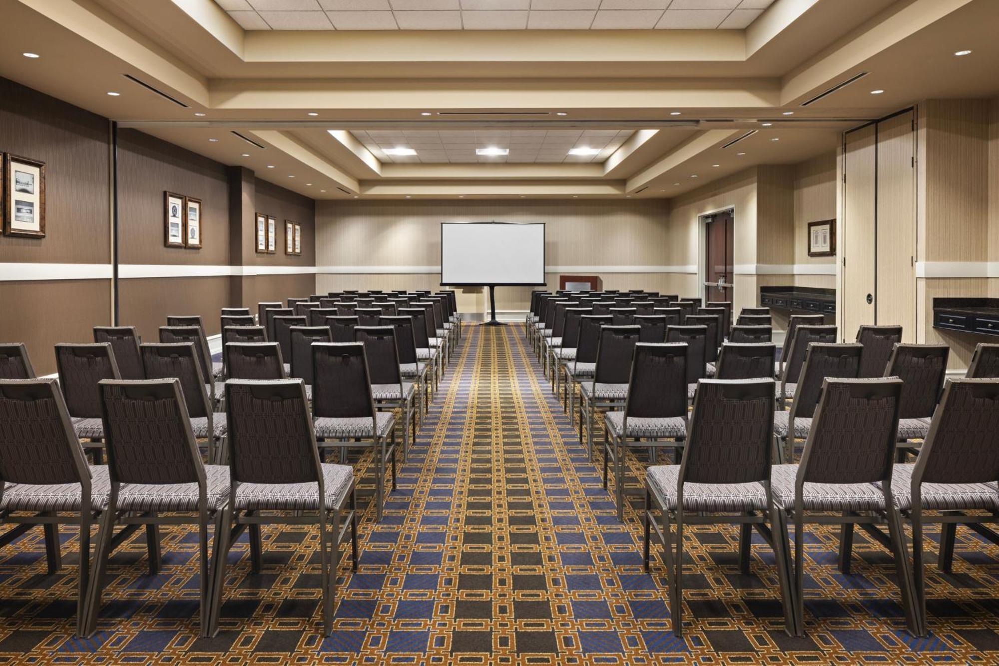 Sheraton At The Convention Center Hotel Overland Park