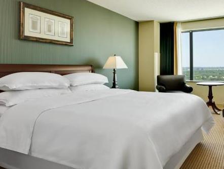 Sheraton At The Convention Center Hotel 3*