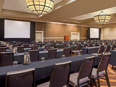 Hotel Sheraton At The Convention Center Overland Park